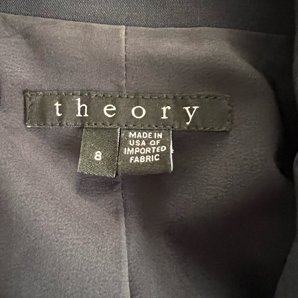 Theory navy blazer in great condition - Picture 3 of 3